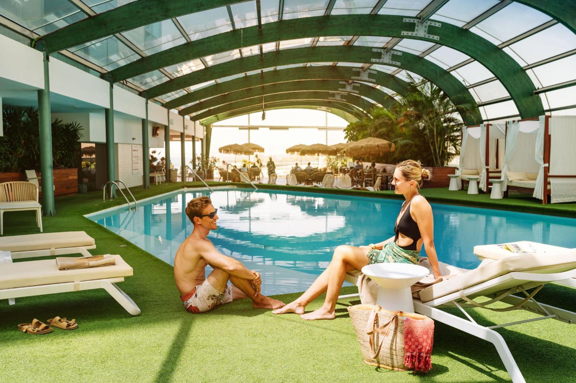 Arrecife Gran Hotel & Spa Exterior photo The pool at the Hotel Eden Roc Cap Canaveral